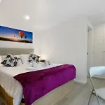 Litlle Zen House *