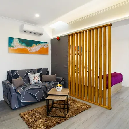 Litlle Zen House 펜션 산타나